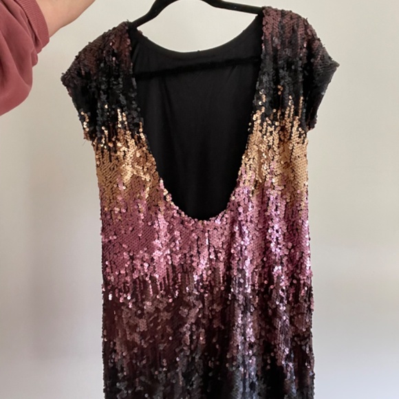 Ombré Sequin Shift Dress - Picture 2 of 2